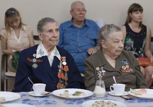 Встреча с ветеранами Курской битвы сайт анонс.jpg